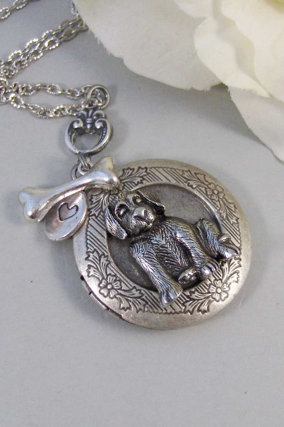 Puppy LoveLocketSilver LocketDogPuppyPet LocketDog