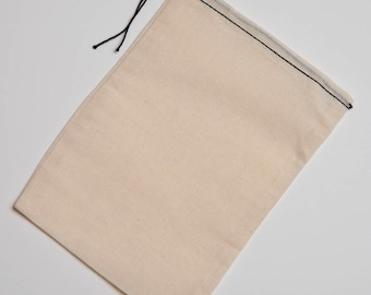 50 6x8 Cotton Muslin Black Hem and Black Drawstring Bags