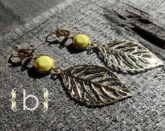 Summery gold leaf earrings with lemon yellow opaque beads