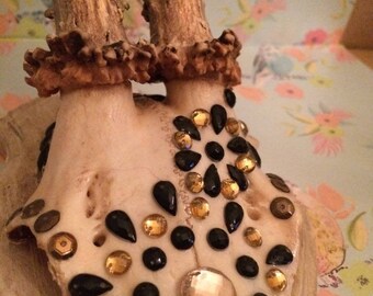 Art Deco Style Decollage Roe Deer Skull