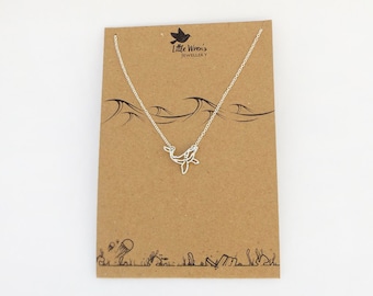 Whale Necklace // Orca Necklace • Animal Necklace • Whale Jewellery • Gift for Her • Dainty Necklace • UK Seller • Gift Wrapping Available