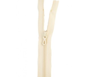 Nylon zipper. H 10 cm. 417 linen collar