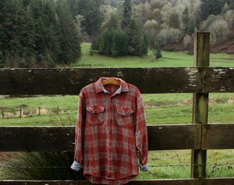 Soft salmon-color flannel (sz: M)