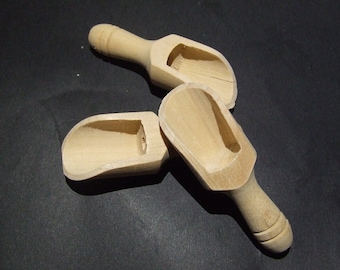 Mini Wooden Scoop **pack of 5**
