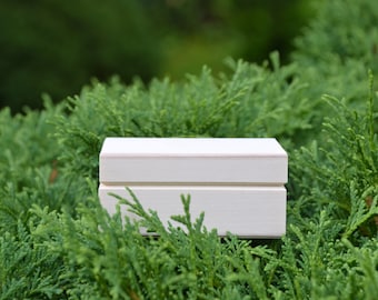 Unfinished small wooden box from natural wood, great for decoupage 3.53x2.36x1.6inch(9x6x4cm)