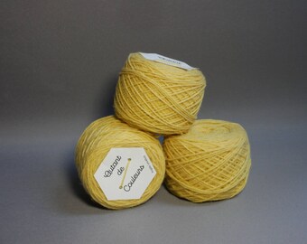 straw Merino, naturally hand dyed wool