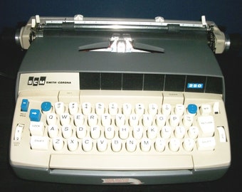Vintage Smith Corona 250 Electric Typewriter