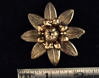 Vintage Metal Flower Brooch