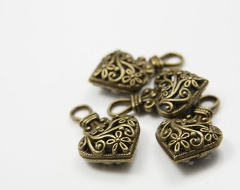4pcs Antique Brass Tone Base Metal Charms-Heart 30x19mm (15391Y-B-15B)