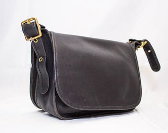 Classic Coach Vintage Legacy Patricia Messenger Style Black Leather Handbag