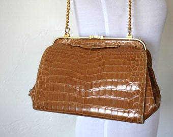 Vintage Lucille De Paris Structured Alligator Handbag
