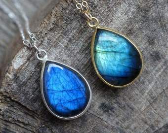Labradorite necklace, sterling silver, 14k gold filled, blue green labradorite pendant, crystal pendant, boho jewelry, drop necklace