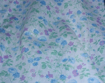 Keepsake Calico Fabric Multicolor Flowers 100% Cotton 44" Wide By The Half Yard 1/2
