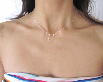 Lucky Horse shoe sterling silver charm necklace, dainty good luck necklace, hammered charm necklace