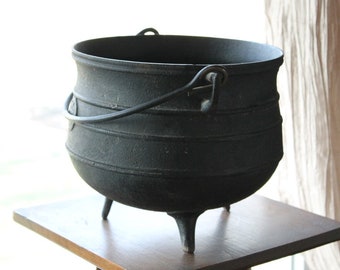 Gypsy Kettle Cast Iron Pot