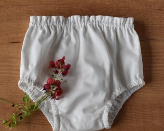 Classic Handmade baby panty in organic cotton (eco-friendly) SOFIA BLANCO
