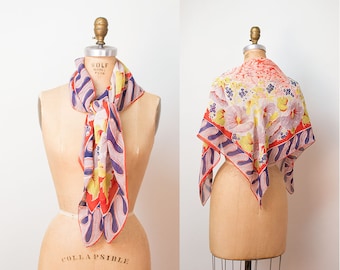 1940s Floral Print Scarf / 40s rayon scarf