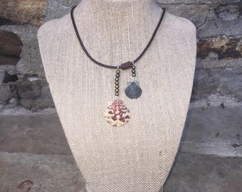 Scallop shell necklace