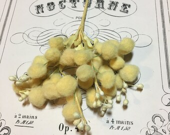 Vintage millinery pom pom spray