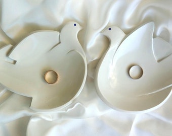 Wedding ring dish Love birds dove Jewelry storage Engagement ring holder Gift for Couple Mother day gift Ring keeper Anniversary parents