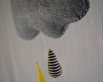 Raindrop Mobile (Yellow)