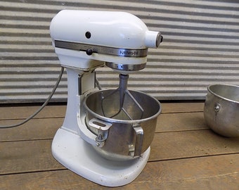 Kitchen Aid Stand Mixer Hobart 10 Speed Model K5-A Bowls 2 Attachments Vintage , Kitchen Aid Mixer, Stand Mixer, Countertop Mixer