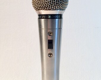 Vintage Shure Prologue 12 series microphone with cord