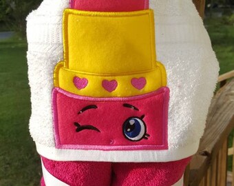 Shopkins Lippy Lips Hooded Towel with FREE Embroidered Name