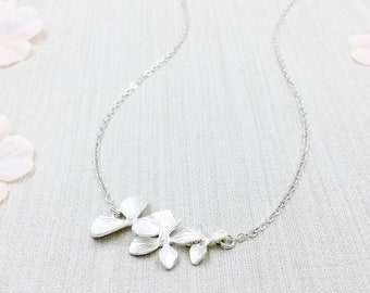 Matte Silver Orchid Necklace, Silver Triple Orchid Flower Necklace, Bontanic Wedding Party Bridal Bridesmaid Sister Mom Gift for Her