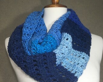 Crochet Infinity Scarf