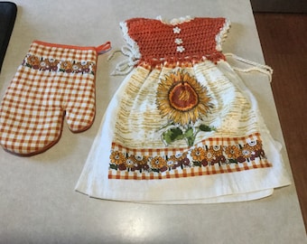 Hand made Crochet Sunflower Decorative Kitchen and Oven MIT