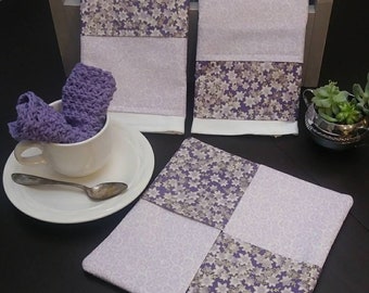 Kitchen Towel Set. Includes 2 Dish Towels, Potholder/Hotpad and Crochet Dishcloth