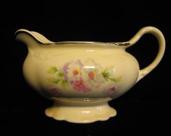 Vintage Homer Laughlin Creamer ( Virginia Rose G 48 N 8)
