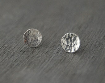 Hammered Disc Earrings, Disc Earrings, Silver Disc Earrings, Hammered Earrings, Small Circle Earrings, Circle Earrings