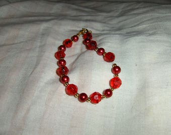 Glass Pearls Shades of Red and Pink bracelets - Part 2