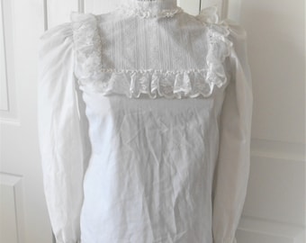 Vintage Victorian styled white Blouse