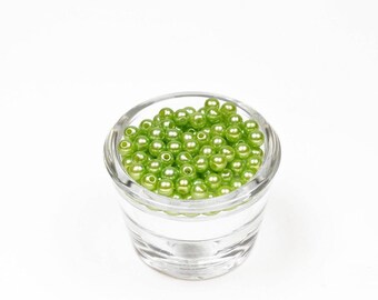 100 round 6 mm round Mint green plastic beads