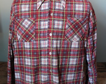 Vintage 60's Button up Flannel Shirt | Size Large