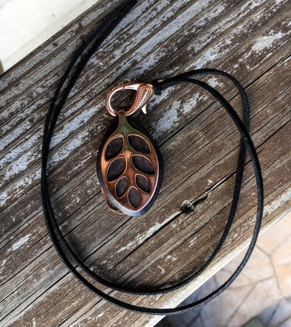 Large Clasp Faux Suede Cord Necklace for the Rose Gold LEAF