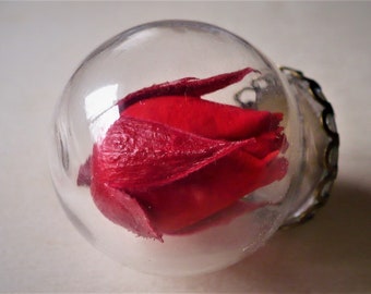 eternal rose pendant