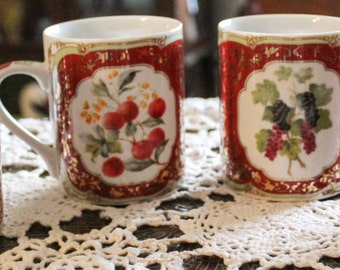 Set of 4 Winterthur Honoree Fruit Mugs, New