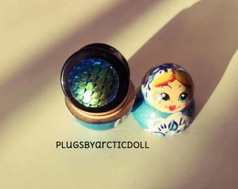 1 plug was individually 24mm blue Mermaid scales