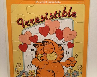 VTG Garfield Puzzle by Parker Bros. 1978 "Irresistable" with hearts & flowers Valentines Day