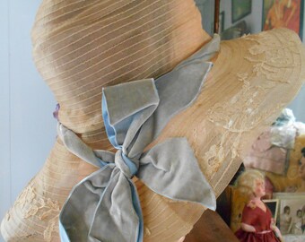 Off-white Horsehair 1920's Flapper/MissFisher/Downton Abbey wide Brimmed Hat