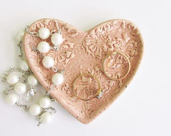 Mini Heart Dish, Heart Ring Dish, Heart Tea Spoon Rest, Ceramic Heart Heart Earring Dish, Ceramic heart Tea bag dish Valentine Heart Dish