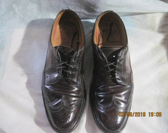 Vintage Florsheim Imperial Kenmoor 93605 Shell Cordovan Wingtips size 12A