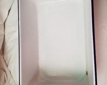 Enamelware pan 12 x 7.5 x 4