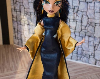 Monster high dark blue lady dress with kimono sleeves
