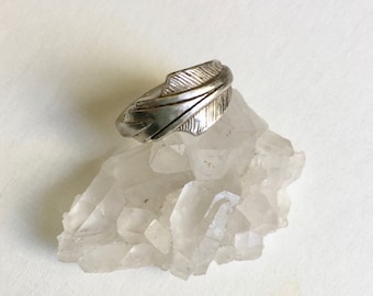 vintage sterling heavy arrow ring, size 7