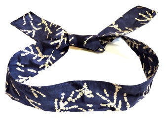 Gel Neck Cooler, Navy Blue Batik Cooling Bandana, Keep Cool Tie Wrap, Body Head Heat Relief Headband, Reusable Polymer Scarf iycbrand